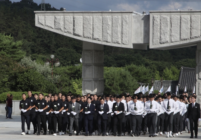광주제일고-서울배재고 학생들 ‘화해의 손’ 맞잡았다
